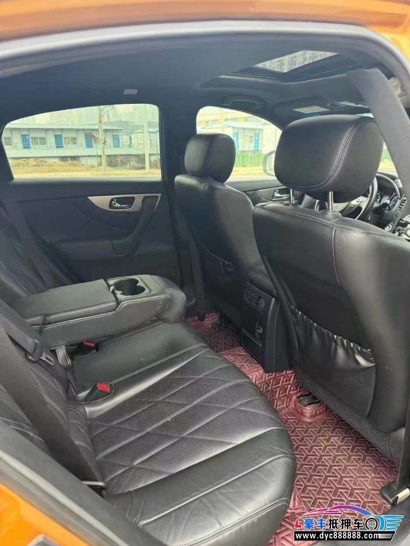 17年英菲尼迪QX70轿车抵押车出售