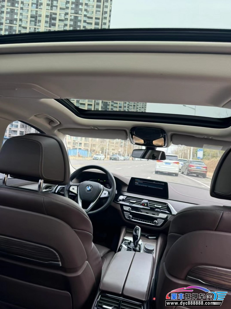 21年宝马5系轿车抵押车出售