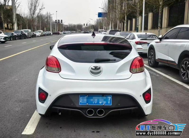 14年现代飞思轿车抵押车出售