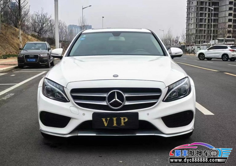 19年奔驰C轿车抵押车出售