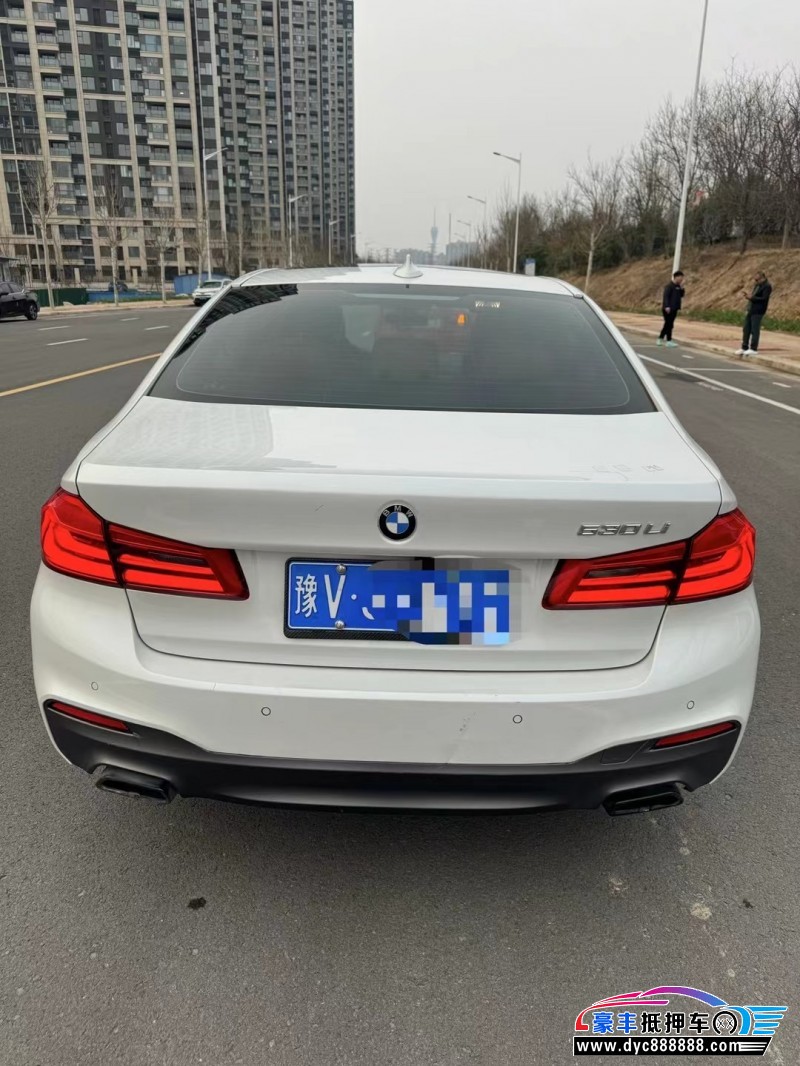 17年宝马5系轿车抵押车出售