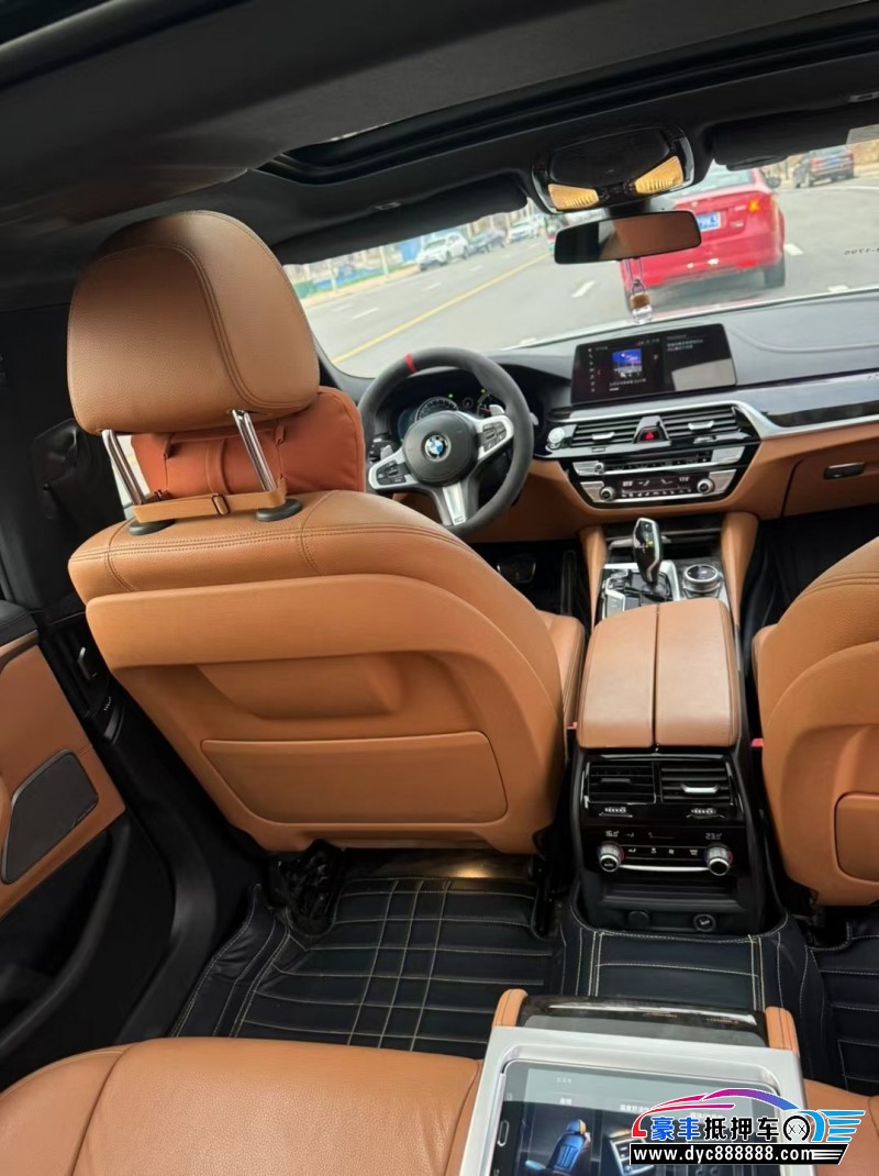 17年宝马5系轿车抵押车出售