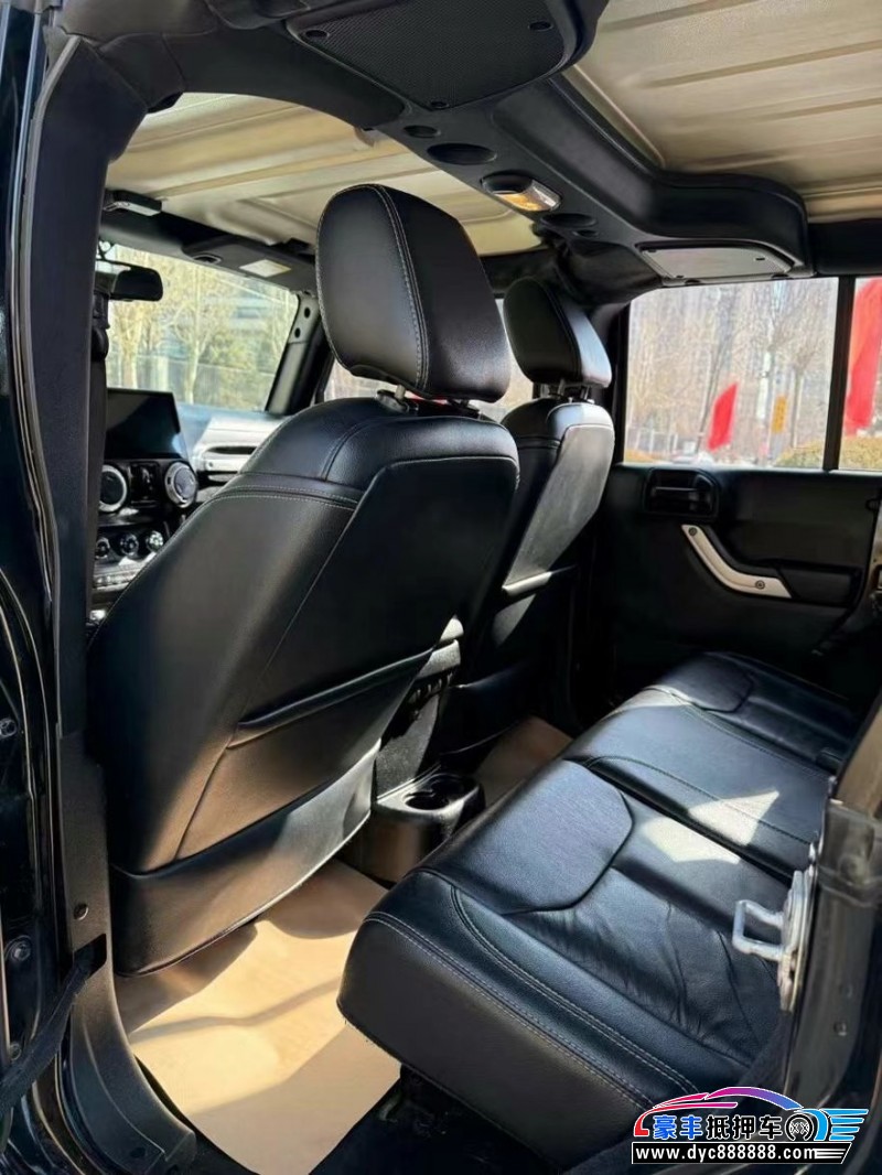 19年Jeep牧马人轿车抵押车出售