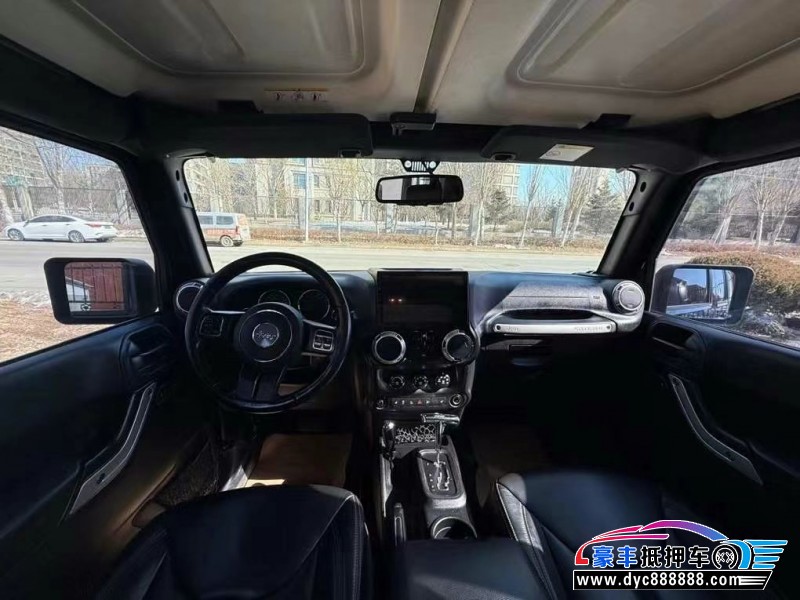 19年Jeep牧马人轿车抵押车出售