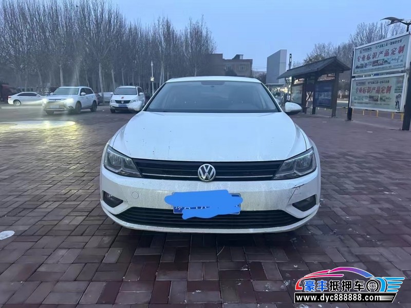 17年大众凌渡轿车抵押车出售