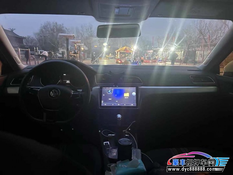 17年大众凌渡轿车抵押车出售