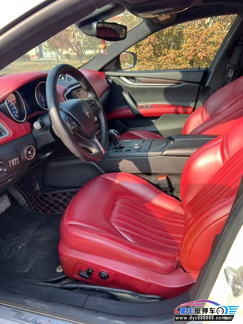 17年玛莎拉蒂Ghibli轿车抵押车出售