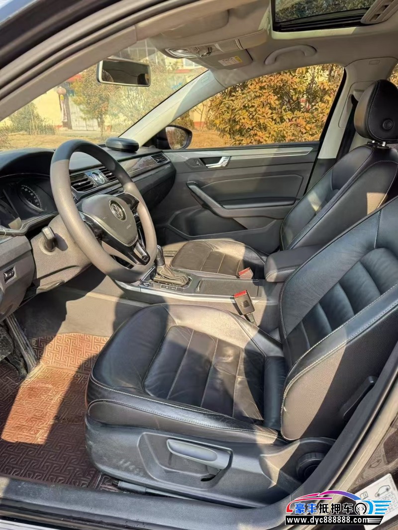 17年大众帕萨特轿车抵押车出售