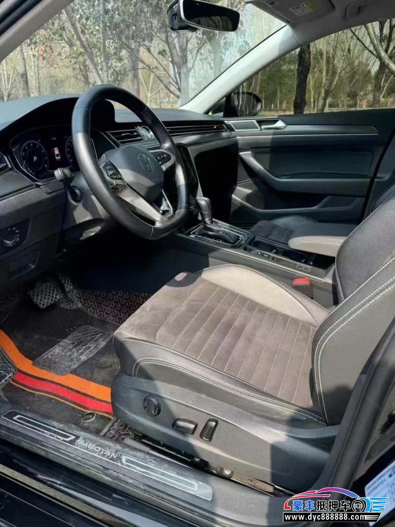 22年大众迈腾轿车抵押车出售