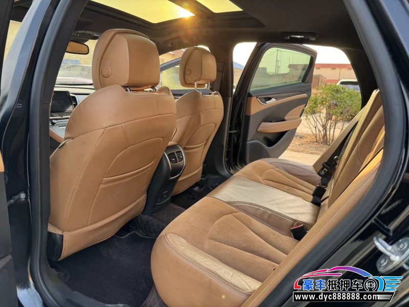 20年别克君越轿车抵押车出售