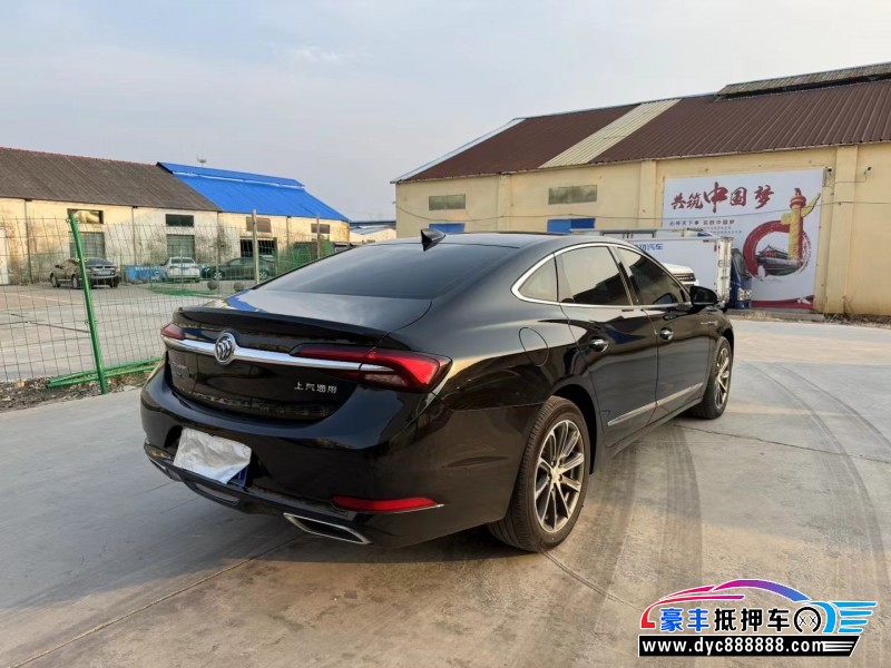 20年别克君越轿车抵押车出售