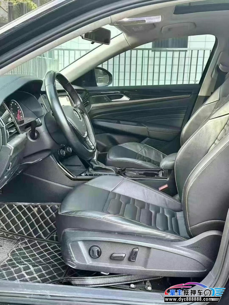 20年大众帕萨特轿车抵押车出售