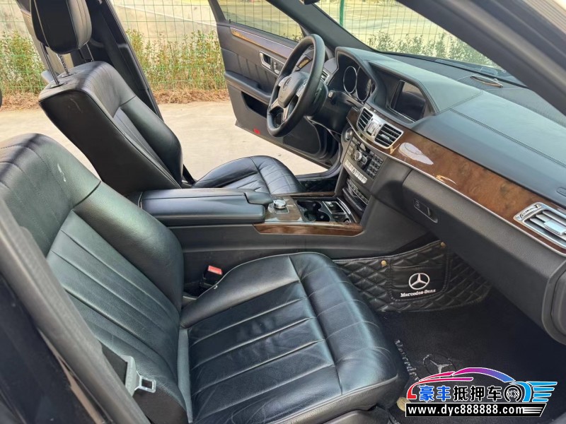 15年奔驰E轿车抵押车出售