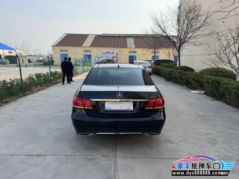15年奔驰E轿车抵押车出售