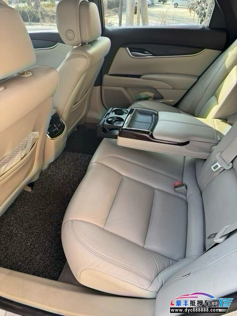 13年凯迪拉克XTS轿车抵押车出售