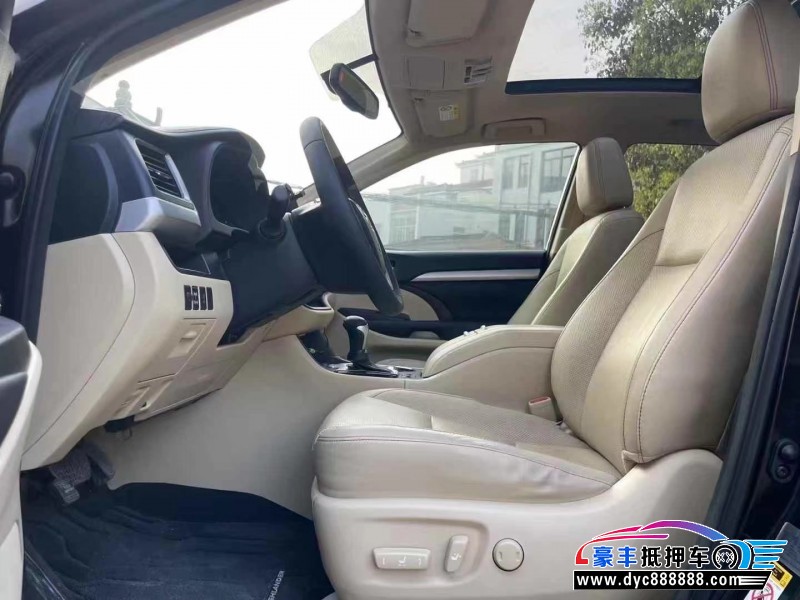 16年丰田汉兰达轿车抵押车出售