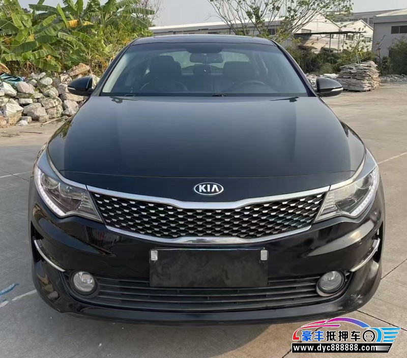 17年起亚K5轿车抵押车出售