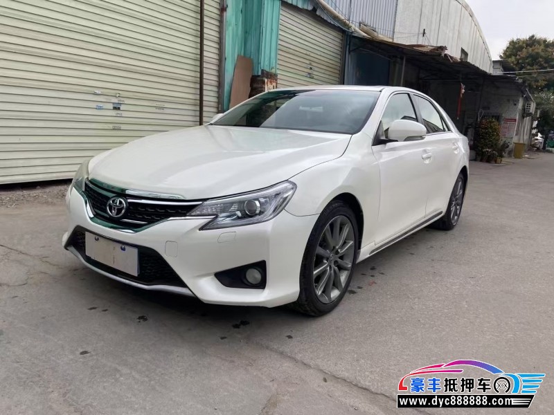 14年丰田锐志轿车抵押车出售