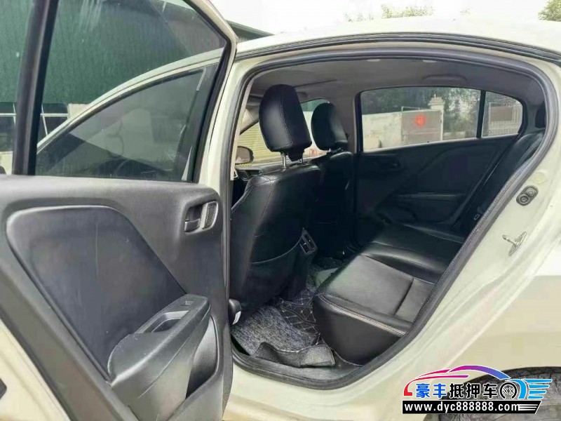 17年本田哥瑞轿车抵押车出售