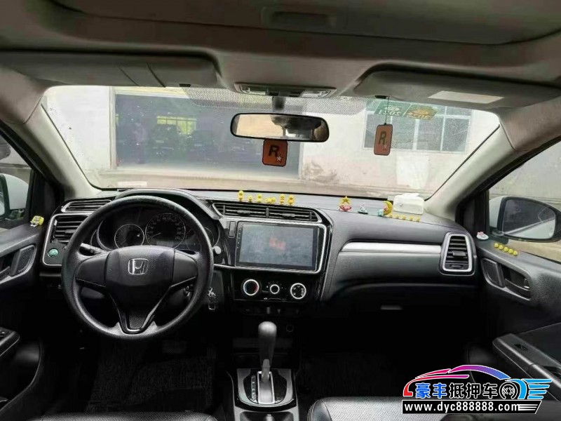 17年本田哥瑞轿车抵押车出售