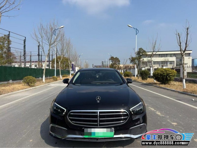 22年奔驰E轿车抵押车出售