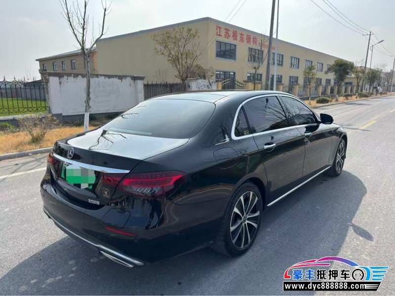 22年奔驰E轿车抵押车出售