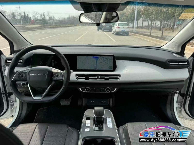 24年北汽新能源EU系列轿车抵押车出售