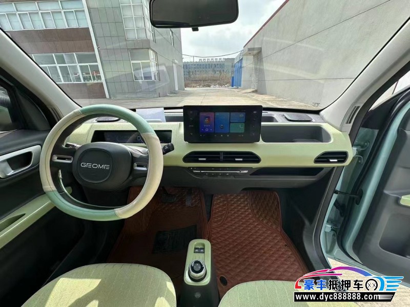 24年吉利熊猫轿车抵押车出售