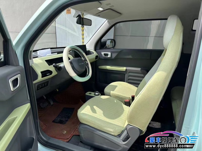 24年吉利熊猫轿车抵押车出售