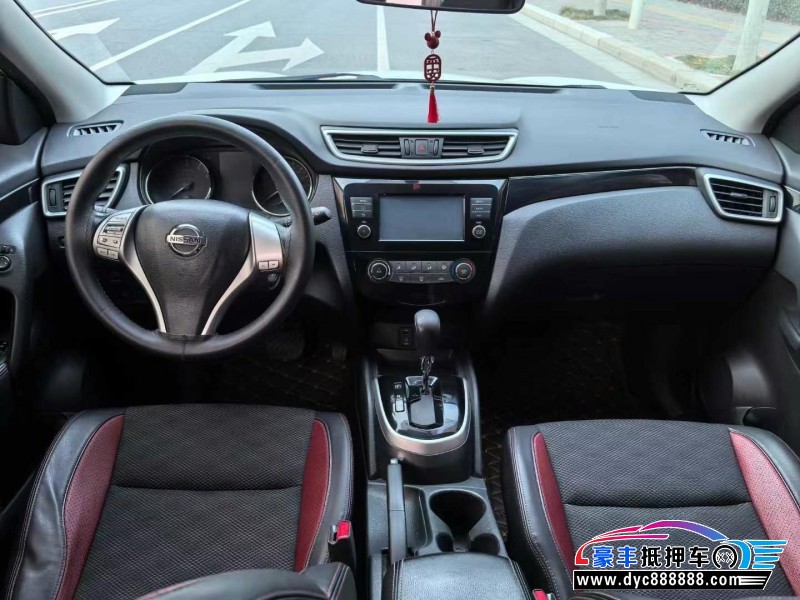 17年日产逍客轿车抵押车出售