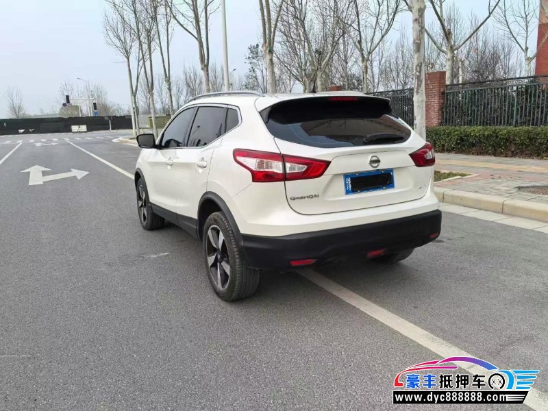 17年日产逍客轿车抵押车出售