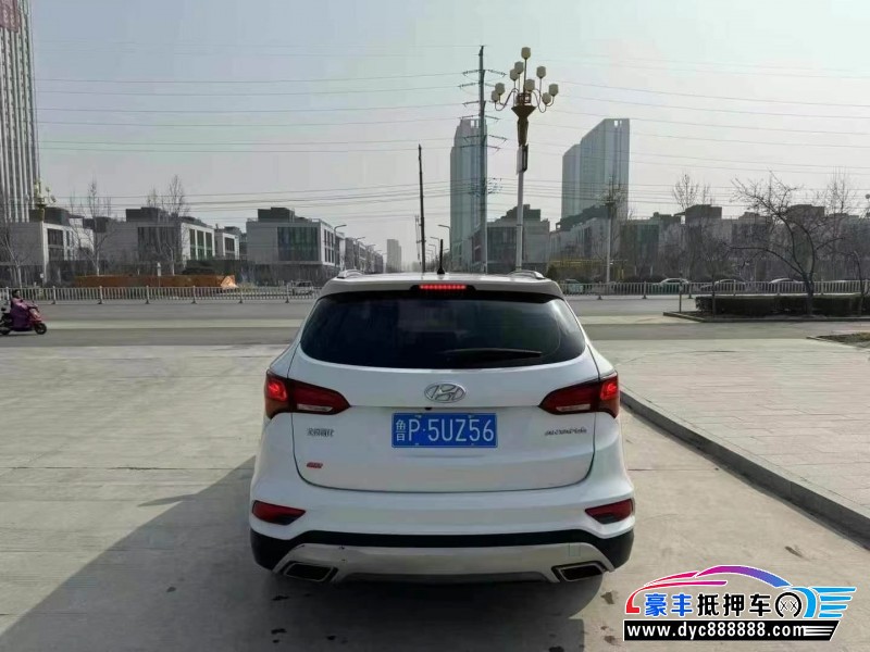 17年现代新胜达轿车抵押车出售