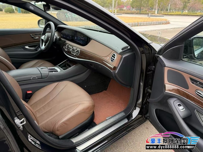 20年奔驰S轿车抵押车出售