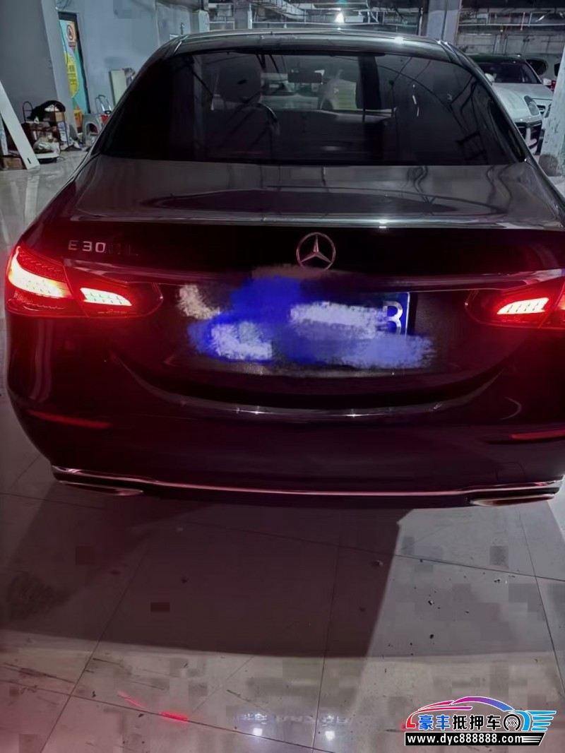 23年奔驰E轿车抵押车出售