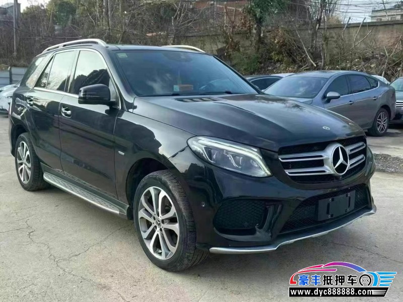 18年奔驰GLE轿车抵押车出售
