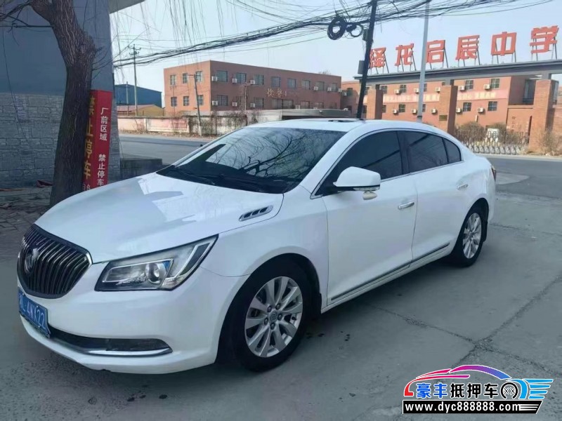 14年别克君越轿车抵押车出售