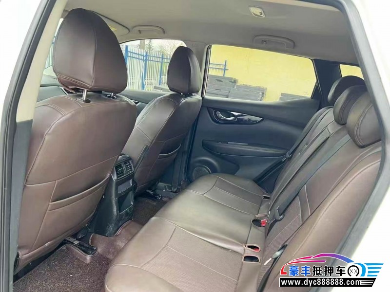 20年日产逍客轿车抵押车出售