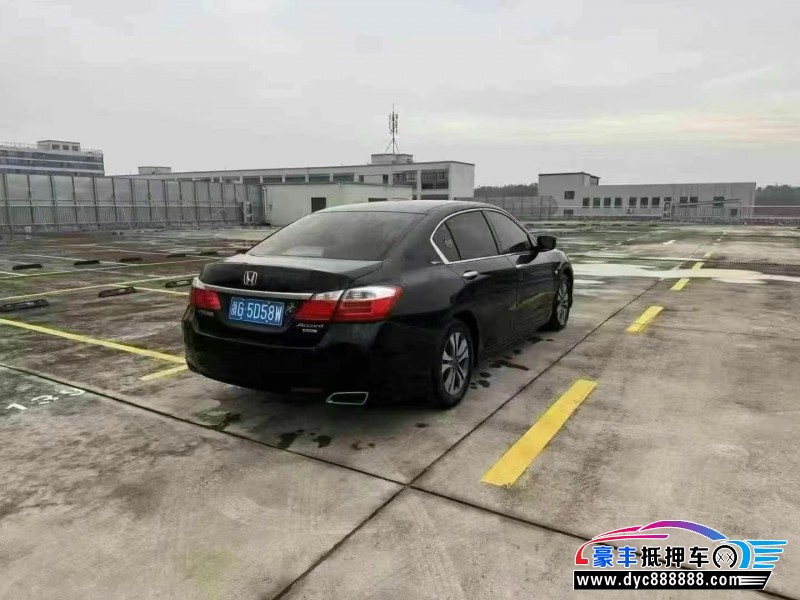 15年本田雅阁轿车抵押车出售