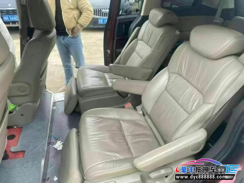 16年本田奥德赛轿车抵押车出售