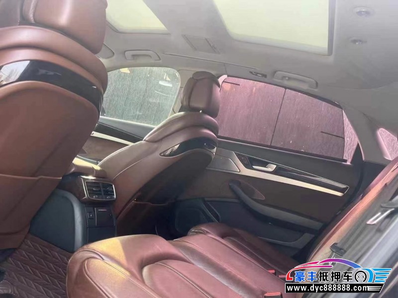 14年奥迪A8轿车抵押车出售