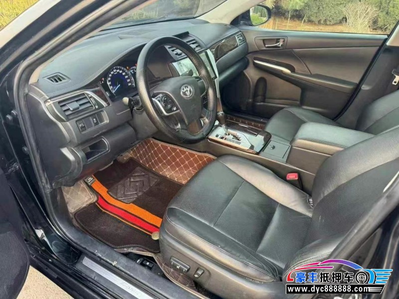 16年丰田凯美瑞轿车抵押车出售