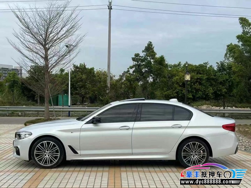 18年宝马5系轿车抵押车出售