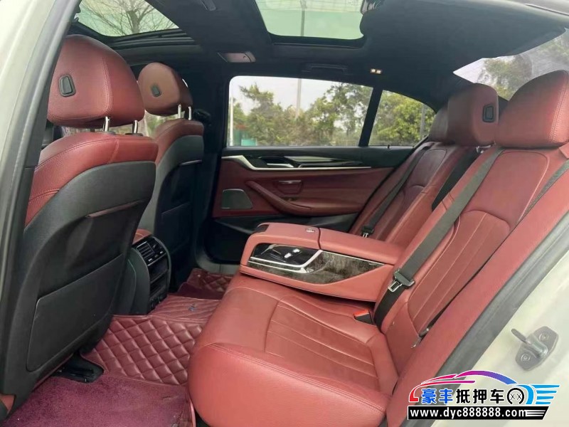 18年宝马5系轿车抵押车出售