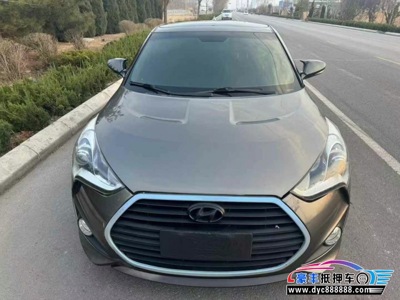 13年现代飞思轿车抵押车出售