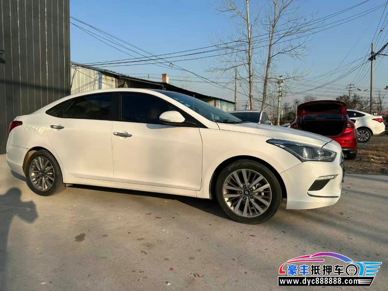 17年现代名图轿车抵押车出售