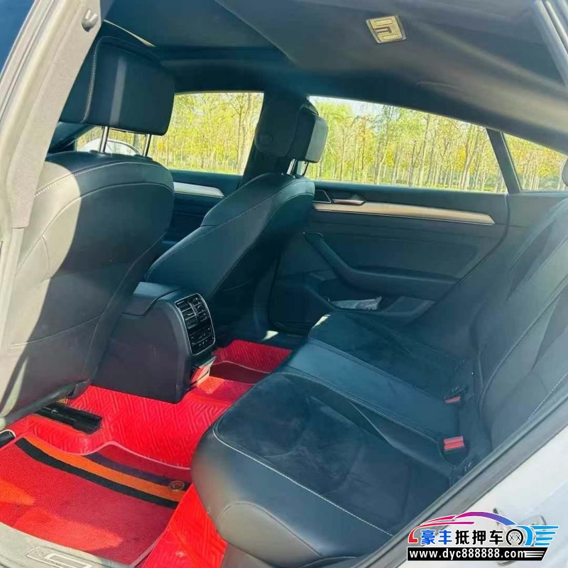 20年大众CC轿车抵押车出售