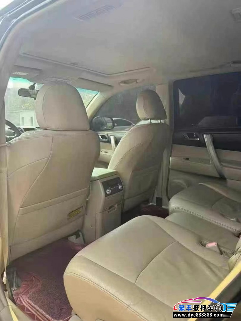 12年丰田汉兰达轿车抵押车出售