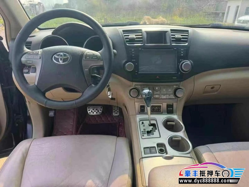 12年丰田汉兰达轿车抵押车出售