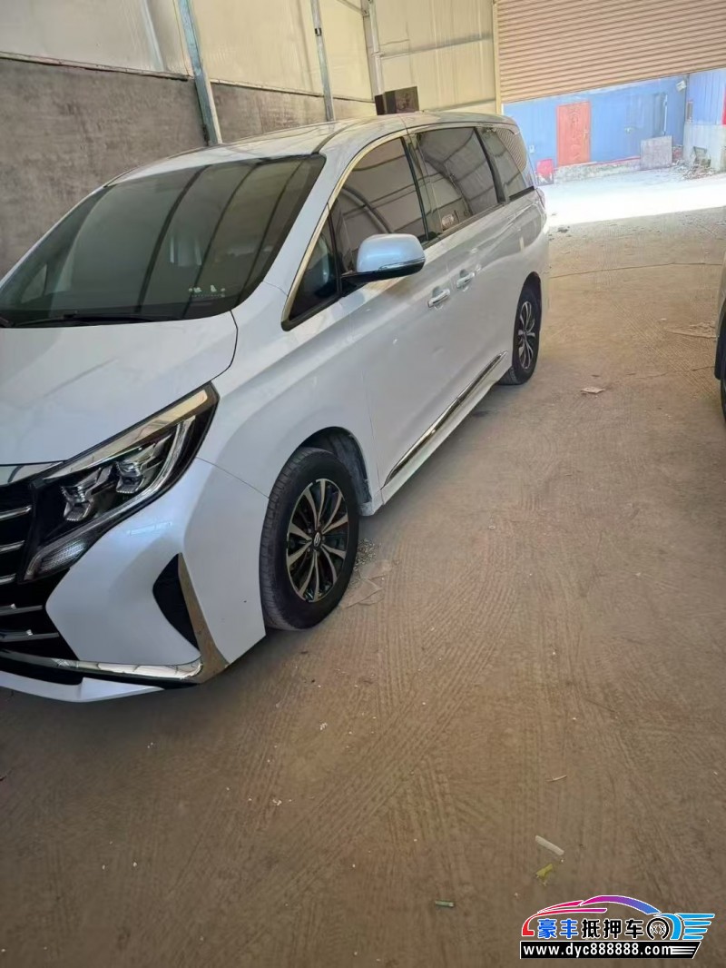 23年传祺M8轿车抵押车出售