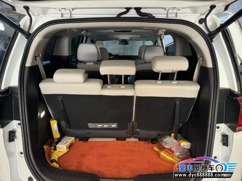 23年传祺M8轿车抵押车出售